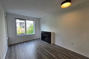 2721 1st Ave, Seattle, WA 98121 - Photo 10