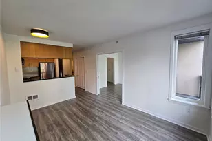 2721 1st Ave, Seattle, WA 98121 - Photo 12
