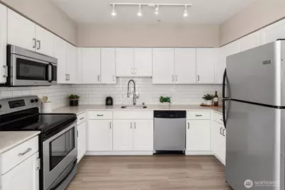 11415 Slater Avenue NE #306, Kirkland, WA 98033 - Photo 12