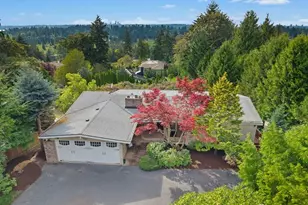 1909 89th Pl NE, Clyde Hill, WA 98004 - Photo 34