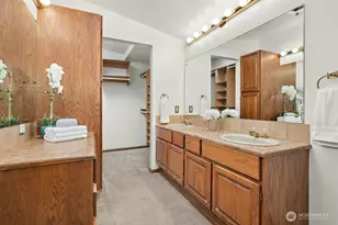 1909 89th Pl NE, Clyde Hill, WA 98004 - Photo 20