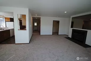 1730 Dexter Ave N, Seattle, WA 98109 - Photo 10