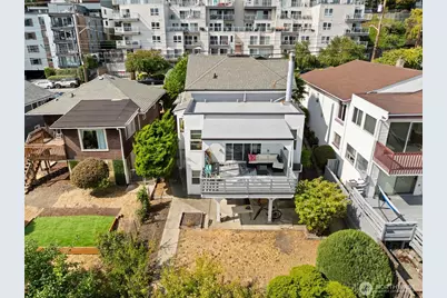1730 Dexter Avenue N, Seattle, WA 98109 - Photo 6