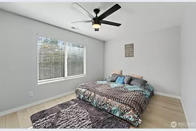 6242 71st Avenue Ct W, University Place, WA 98467 - Photo 18