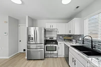 6242 71st Avenue Ct W, University Place, WA 98467 - Photo 10