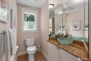 20012 NE 177th St, Woodinville, WA 98077 - Photo 12