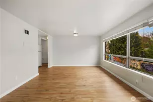 748 S Cloverdale St, Seattle, WA 98108 - Photo 4