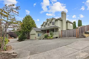 13106 Harbour Heights Dr, Mukilteo, WA 98275 - Photo 2