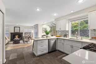 13106 Harbour Heights Dr, Mukilteo, WA 98275 - Photo 14