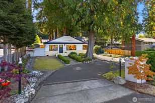 825 NW 180th St, Shoreline, WA 98177 - Photo 2