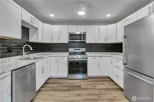 14322 Admiralty Way, Lynnwood, WA 98087 - Photo 10