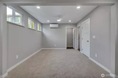 14322 Admiralty Way #31, Lynnwood, WA 98087 - Photo 16