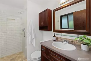 21803 NE 17th Ct, Sammamish, WA 98074 - Photo 16