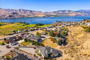 305 Orchard View Dr, Chelan, WA 98816 - Photo 2