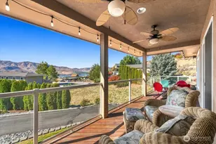 305 Orchard View Dr, Chelan, WA 98816 - Photo 6