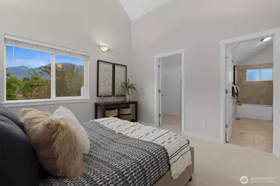 221 1st Place NE, Issaquah, WA 98027 - Photo 10