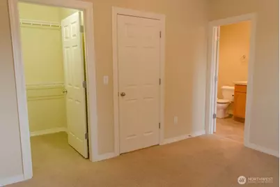 24036 39th Lane SE, Bothell, WA 98021 - Photo 22