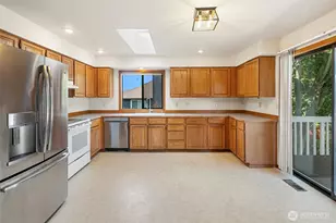 7217 67th Pl NE, Marysville, WA 98270 - Photo 18