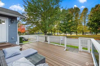 9338 39th Avenue S, Seattle, WA 98118 - Photo 6
