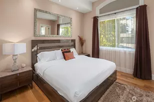 1736 125th Ave SE, Bellevue, WA 98005 - Photo 18
