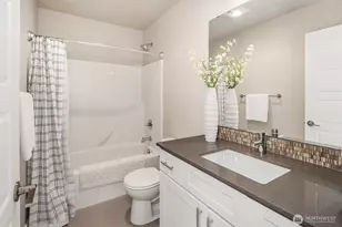 19225 Damson Rd, Lynnwood, WA 98036 - Photo 18
