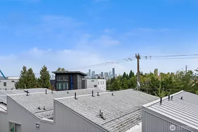 2377 Harbor Avenue SW, Seattle, WA 98126 - Photo 22