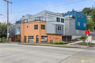 2377 Harbor Ave SW, Seattle, WA 98126 - Photo 2