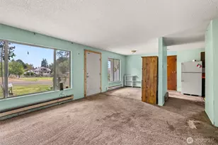 1222 Crescent, Raymond, WA 98577 - Photo 4