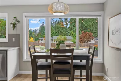 23007 63rd Avenue W, Mountlake Terrace, WA 98043 - Photo 6