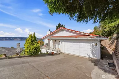 4440 Paradise Avenue W, University Place, WA 98466 - Photo 2