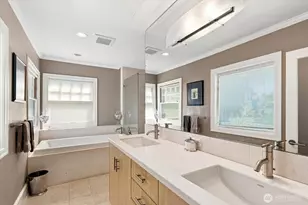 1215 E Lynn St, Seattle, WA 98102 - Photo 22