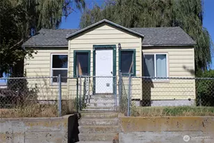 208 Sinclair, Davenport, WA 99122 - Photo 1