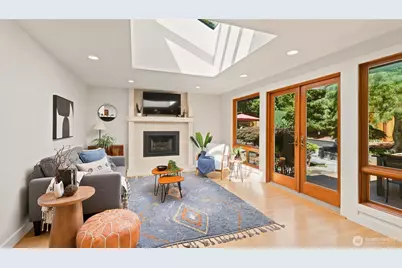 15510 NE 160th Street, Woodinville, WA 98072 - Photo 12