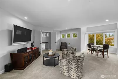 24733 SE Windsor Boulevard, Sammamish, WA 98074 - Photo 24