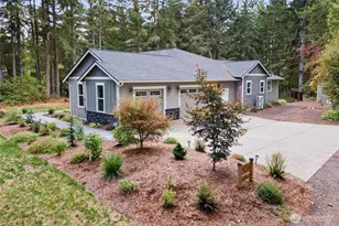 8216 Baird Rd NE, Olympia, WA 98516 - Photo 2