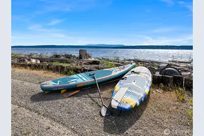 2106 Breezy Point Road, Camano Island, WA 98282 - Photo 8