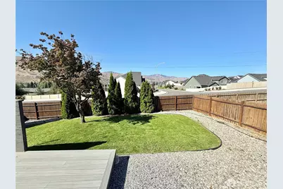 634 S Lincoln Place, East Wenatchee, WA 98802 - Photo 4