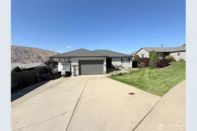 634 S Lincoln Place, East Wenatchee, WA 98802 - Photo 2