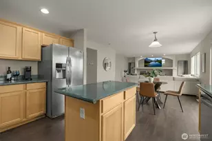 18631 10th Ave SE, Bothell, WA 98012 - Photo 12
