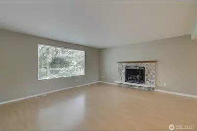 13930 122nd Avenue NE, Kirkland, WA 98034 - Photo 4