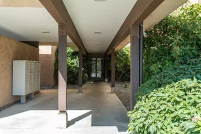 2021 N Laventure Road #201, Mount Vernon, WA 98273 - Photo 2