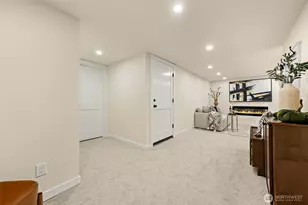 7707 6th Ave NW, Seattle, WA 98117 - Photo 18