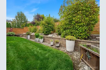 18335 139th Street E, Bonney Lake, WA 98391 - Photo 20