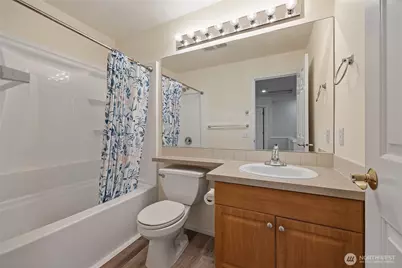 13000 Admiralty Way #J101, Everett, WA 98204 - Photo 30