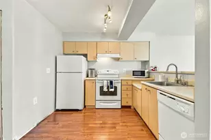 2824 Grand Ave, Everett, WA 98201 - Photo 12