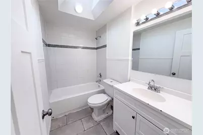 712 141st Street E, Tacoma, WA 98445 - Photo 14