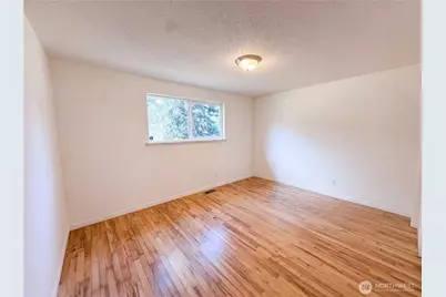 712 141st Street E, Tacoma, WA 98445 - Photo 12