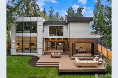 10656 Woodhaven Lane, Bellevue, WA 98004 - Photo 2