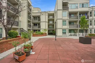 2152 N 112th Street N, Seattle, WA 98133 - Photo 24