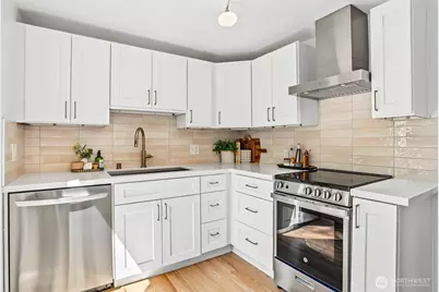 3243 22nd Avenue W, Seattle, WA 98199 - Photo 10